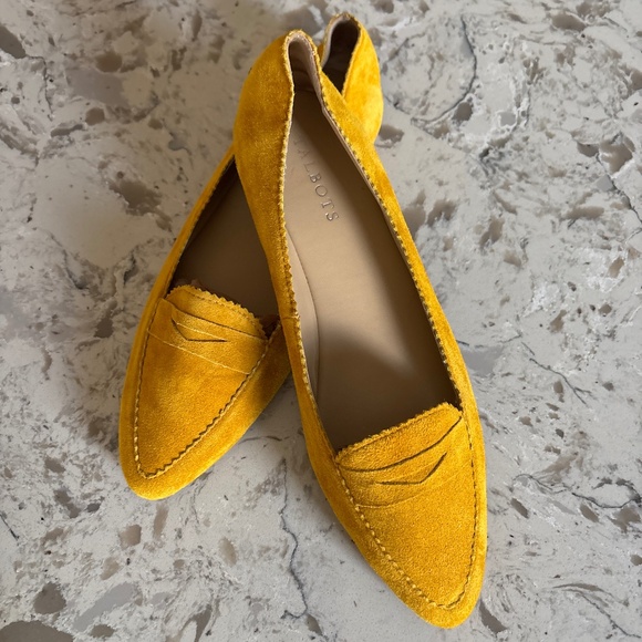 Talbots Francesca Keeper Gold Suede Driving Loafers Flats Sz 9.5 M - Picture 1 of 7